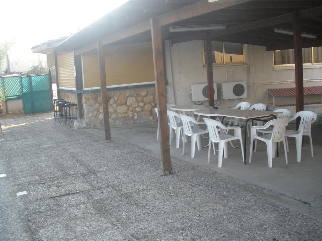 Klashiana Hotel Apartments Oroklini Exterior foto